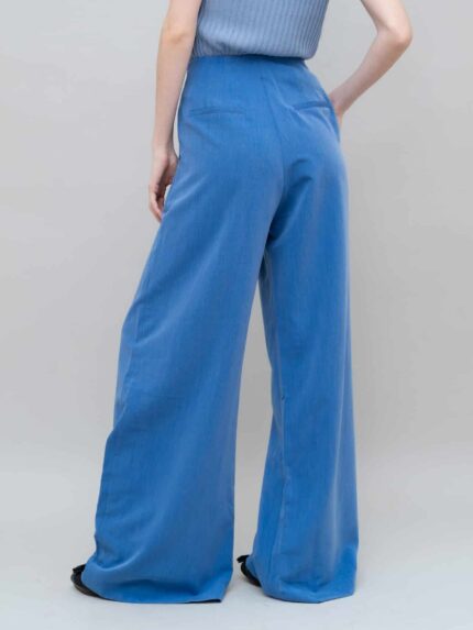 Blue Pants - Imagen 4