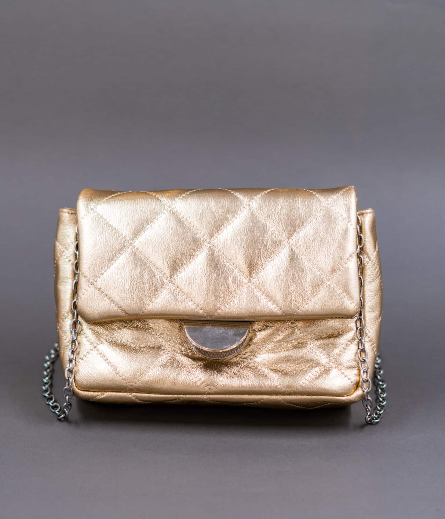 DSC02381.jpg Golden Clutch - Imagen 1