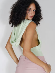 Bonnet Bodysuit - Imagen 3